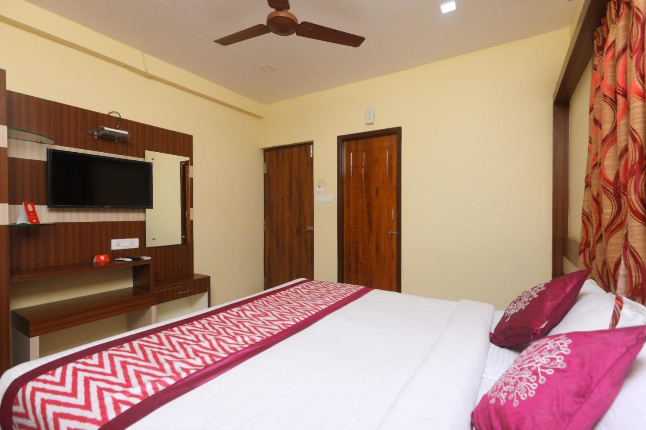 Oyo 7224 Krishna Prasad Hotel Madras Buitenkant foto