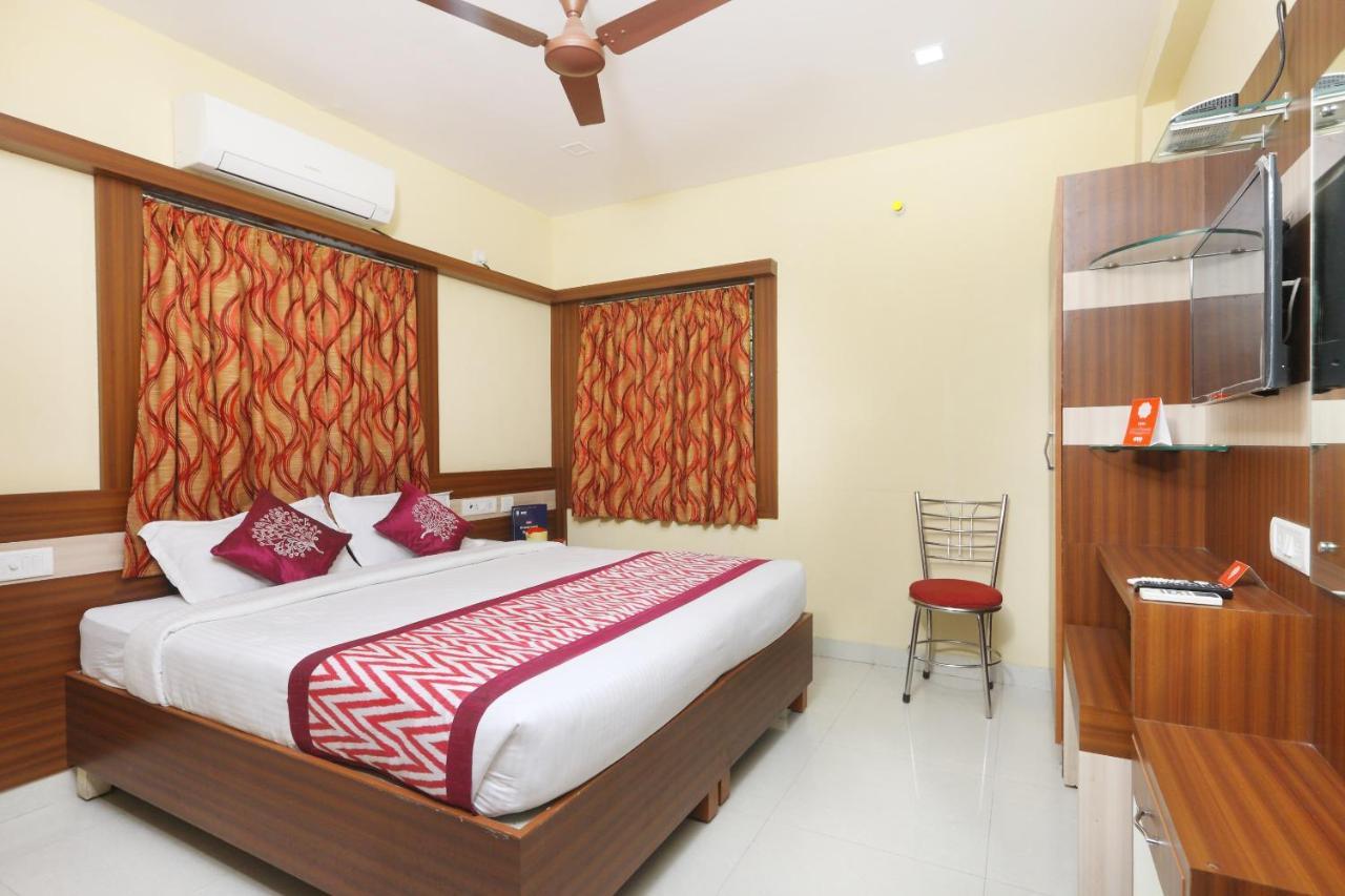 Oyo 7224 Krishna Prasad Hotel Madras Buitenkant foto